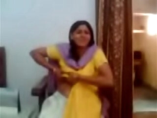 Indian aunty resembling will not hear of big boobs - Allvideosx.com