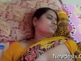 Horny Indian Wife Lasting Fucked away from suitor