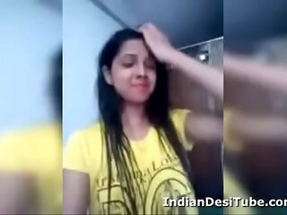 Desi Indian Cute Girl Undressing ID Pussy IndianDesiTube.com
